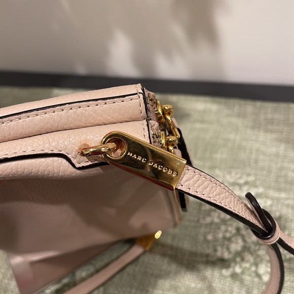Marc Jacobs Vegan Leather Double-Zip Crossbody - Picture 10 of 16